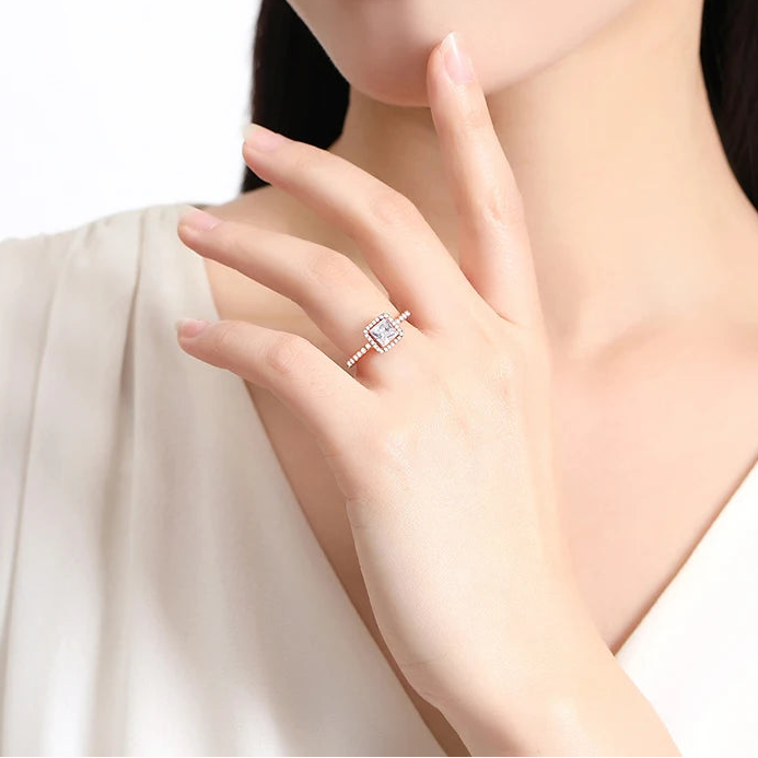 S2367caeea27a476284fa1daf4401079cj